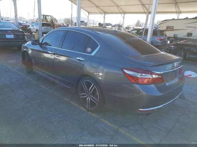 1HGCR3F97GA020018 Honda Accord Touring