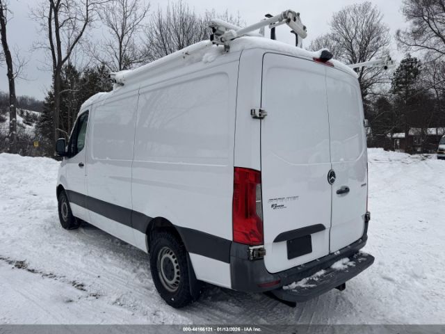 2019 MERCEDES-BENZ SPRINTER 2500 WD4PF0CD8KT001092 Photo 2