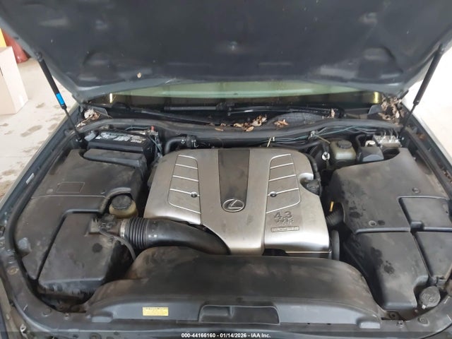 2002 LEXUS LS 430 JTHBN30F720063906 Photo 9