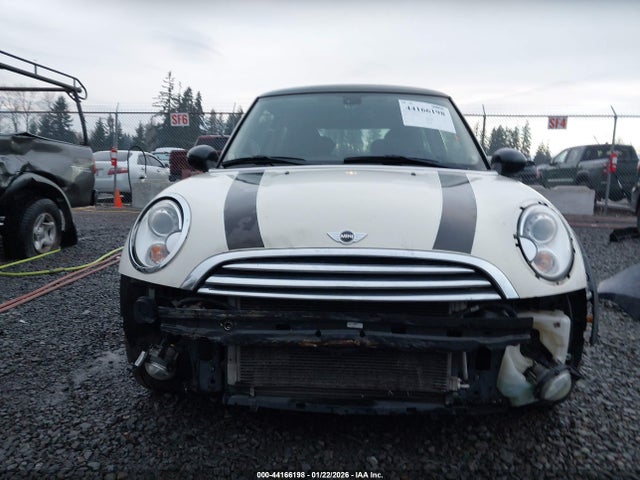 2011 MINI COOPER WMWSU3C5XBT098295 Photo 5