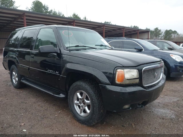2000 CADILLAC ESCALADE 1GYEK13R9YR135138