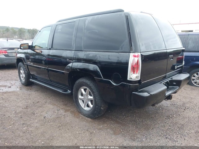 2000 CADILLAC ESCALADE 1GYEK13R9YR135138 Photo 2