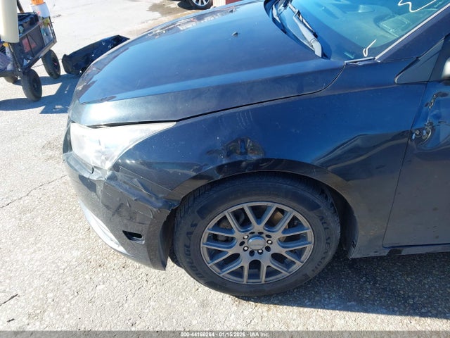 1G1PA5SH1E7357545 Chevrolet Cruze Ls Auto