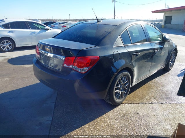 1G1PA5SH1E7357545 Chevrolet Cruze Ls Auto