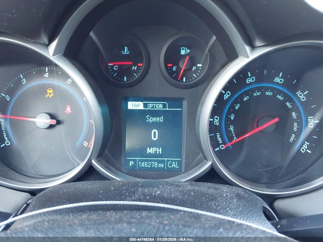 1G1PA5SH1E7357545 Chevrolet Cruze Ls Auto