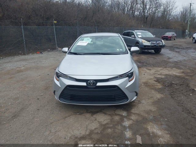 Toyota COROLLA LE 2026 5YFB4MDE3TP371836 Image 13