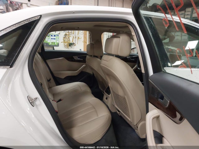2017 AUDI A4 WAUENAF41HN037254 Photo 7