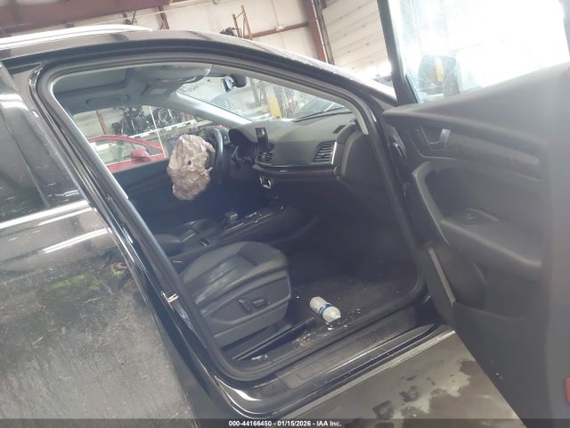 2020 AUDI Q5 WA1ANAFY8L2027636 Photo 4