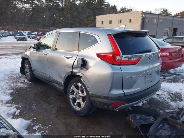 2019 HONDA CR-V JHLRW2H59KX010976 Photo 2