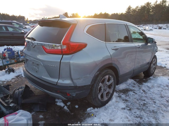 2019 HONDA CR-V JHLRW2H59KX010976 Photo 3