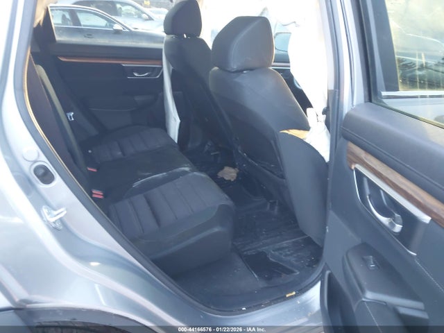 2019 HONDA CR-V JHLRW2H59KX010976 Photo 7