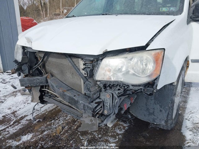 44166666 :رقم المزاد ، 2C4RDGBG3ER223452 vin ، 2014 Dodge Grand Caravan American Value Pkg مزاد بيع
