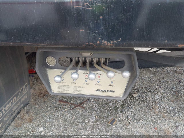 2018 Ford F-650 Diesel მანქანა იყიდება აუქციონზე, vin: 1FDWX6DC1JDF00641, აუქციონის ნომერი: 44166688