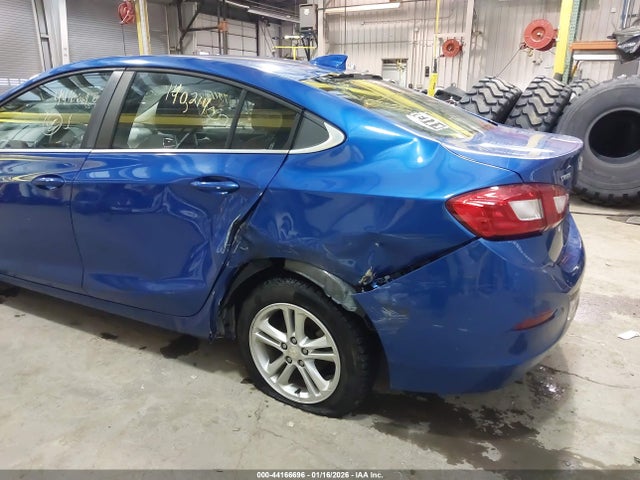1G1BE5SM8J7141214 Chevrolet Cruze Lt Auto