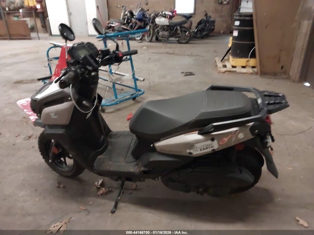 RKRSEH9Y9RA006042 Yamaha YW125