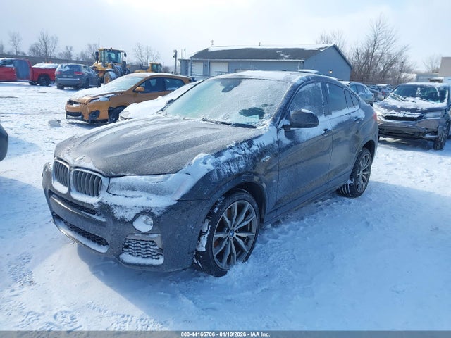 2018 BMW X4 5UXXW7C54J0W64234 Photo 1