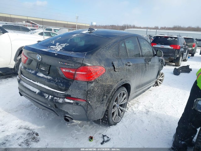 2018 BMW X4 5UXXW7C54J0W64234 Photo 3