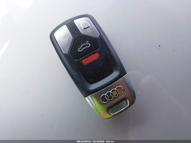 2017 AUDI A4 WAUANAF48HN041512 Photo 10