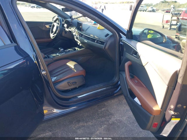 2017 AUDI A4 WAUANAF48HN041512 Photo 4