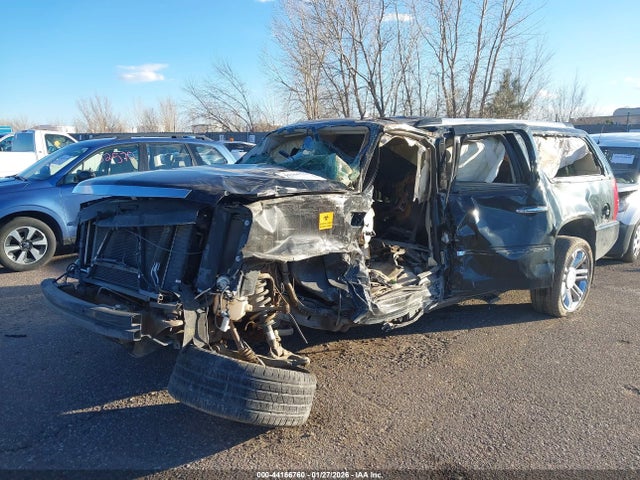 Продажа на аукционе авто 2009 Cadillac Escalade Esv Platinum Edition, vin: 1GYFK36239R159435, номер лота: 44166760
