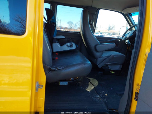 1GNZGZBG5E1119057 Chevrolet Express 3500 Ls