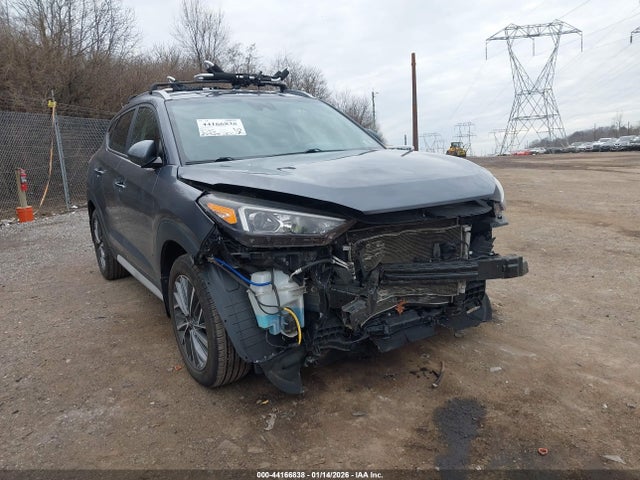 KM8J3CALXKU934745 Hyundai TUCSON SEL