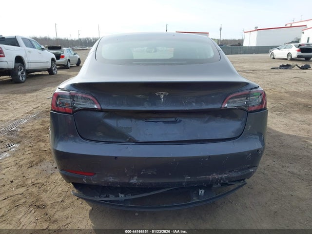 Tesla Model 3 Standard Range Plus Rear-wheel Drive 2021 5YJ3E1EA8MF918284 Image 16