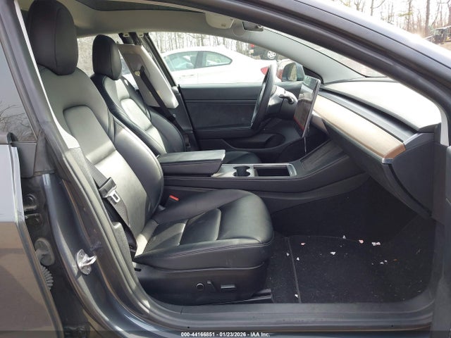 2021 TESLA MODEL 3 5YJ3E1EA8MF918284 Photo 4