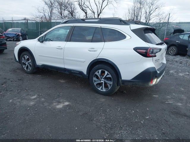 4S4BTANC7L3138643 Subaru Outback Limited