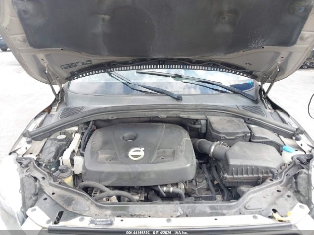 2015 VOLVO XC60 YV440MDB5F2595264 Photo 9