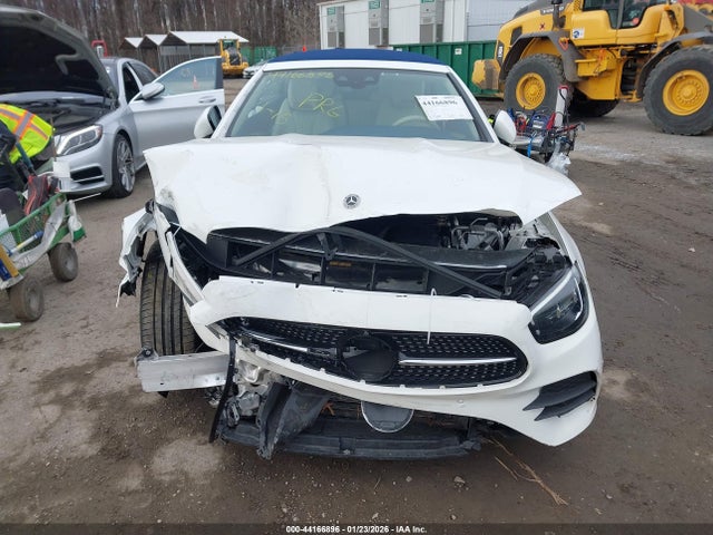 Продаж на аукціоні авто 2023 Mercedes-benz E 450, vin: W1K1K5JB2PF197844, номер лоту: 44166896