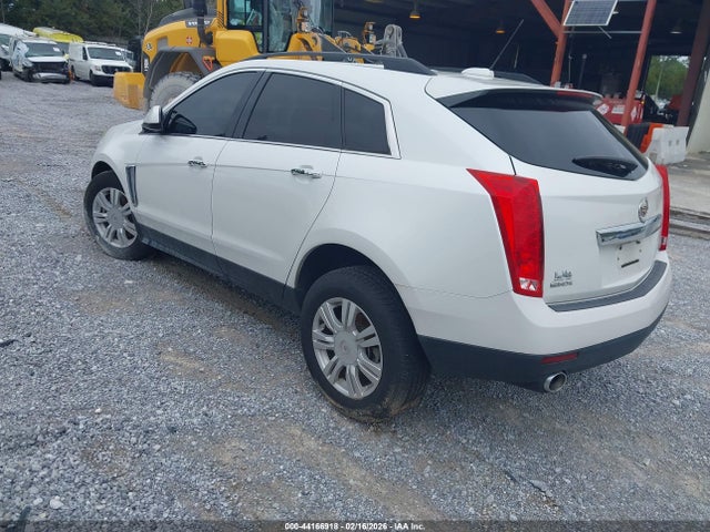 2015 CADILLAC SRX 3GYFNAE30FS567082 Photo 2