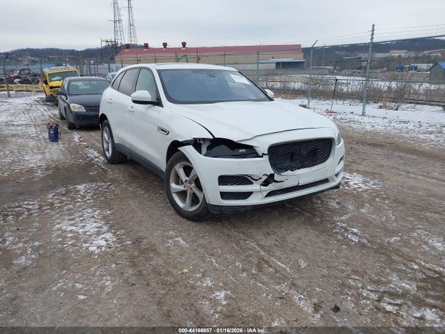 2018 JAGUAR F-PACE SADCJ2FX8JA270264 Photo 0