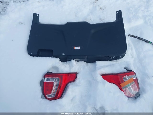 1FM5K8D81HGD73254 Ford EXPLORER XLT