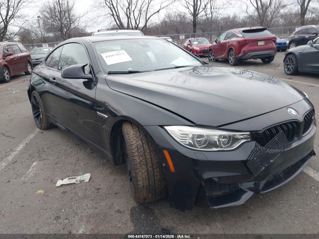 2015 BMW M4 WBS3R9C58FK332482