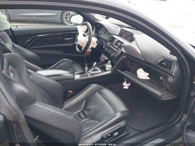 2015 BMW M4 WBS3R9C58FK332482 Photo 4