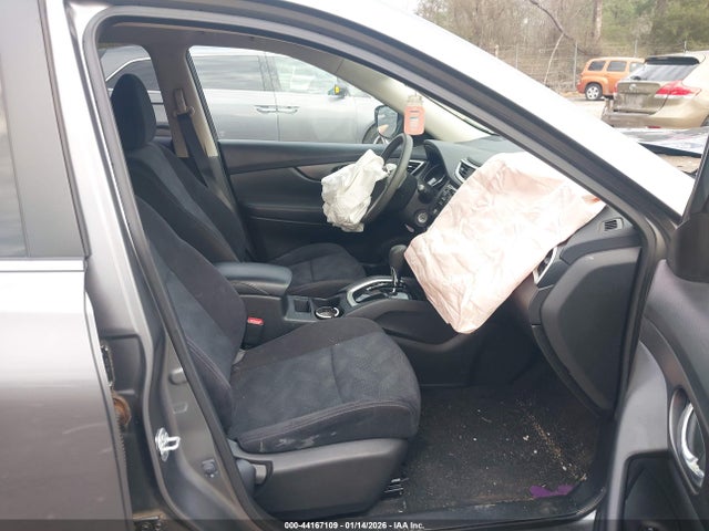 JN8AT2MT6GW028392 Nissan ROGUE S