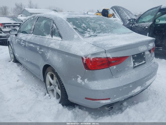 2016 AUDI A3 WAUB8GFFXG1044689 Photo 2