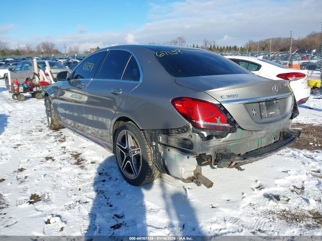 2020 MERCEDES-BENZ C 300 WDDWF8EB7LR556412 Photo 2