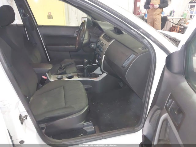 Продаж на аукціоні авто 2011 Ford Focus Se, vin: 1FAHP3FN3BW201268, номер лоту: 44167159