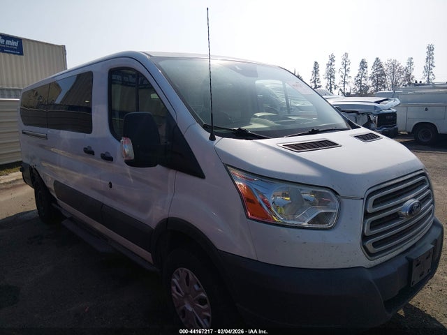 44167217 :رقم المزاد ، 1FBZX2YM6GKB00810 vin ، 2016 Ford Transit-350 Xlt مزاد بيع