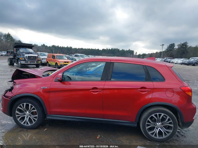 JA4AR3AW9JU014319 Mitsubishi Outlander Sport 2.4 Se