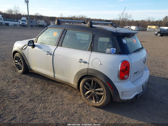 2015 MINI COUNTRYMAN WMWZC3C53FWT01615 Photo 2