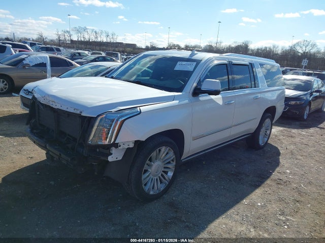 2019 CADILLAC ESCALADE ESV 1GYS4KKJXKR215618 Photo 1