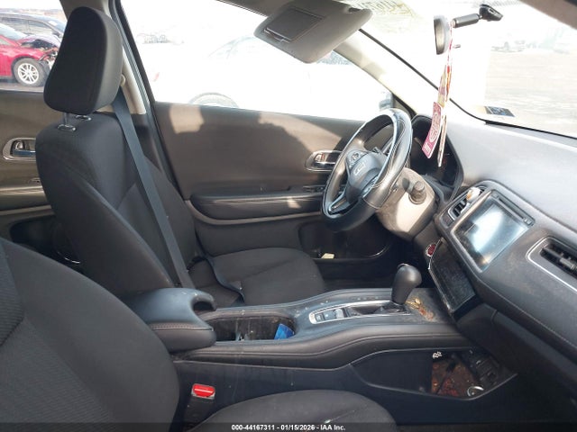 3CZRU6H51JM717627 Honda HR-V EX