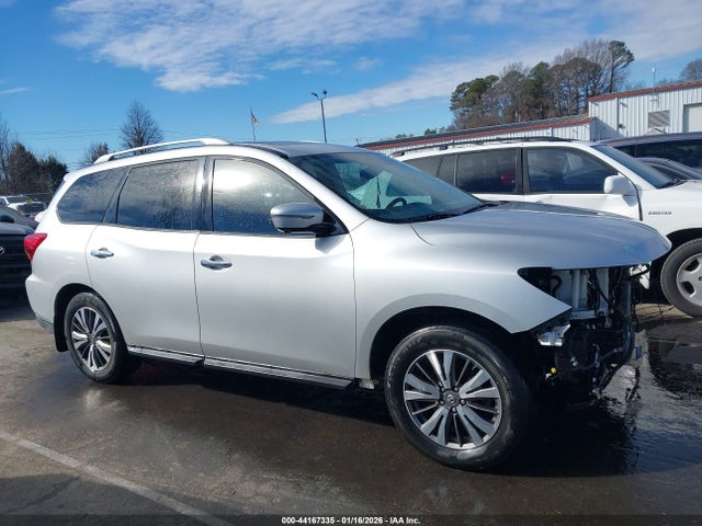 44167335 :رقم المزاد ، 5N1DR2MN0HC633483 vin ، 2017 Nissan Pathfinder Sl مزاد بيع