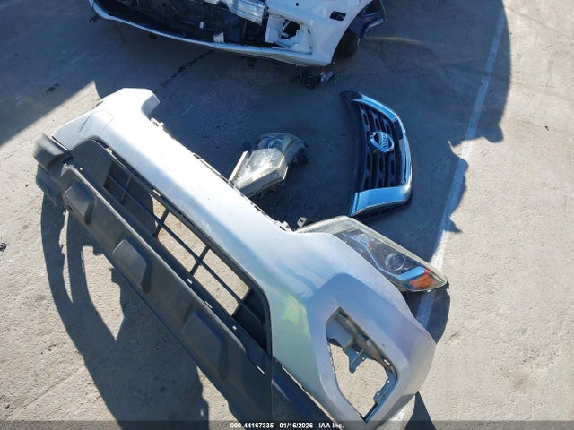 44167335 :رقم المزاد ، 5N1DR2MN0HC633483 vin ، 2017 Nissan Pathfinder Sl مزاد بيع