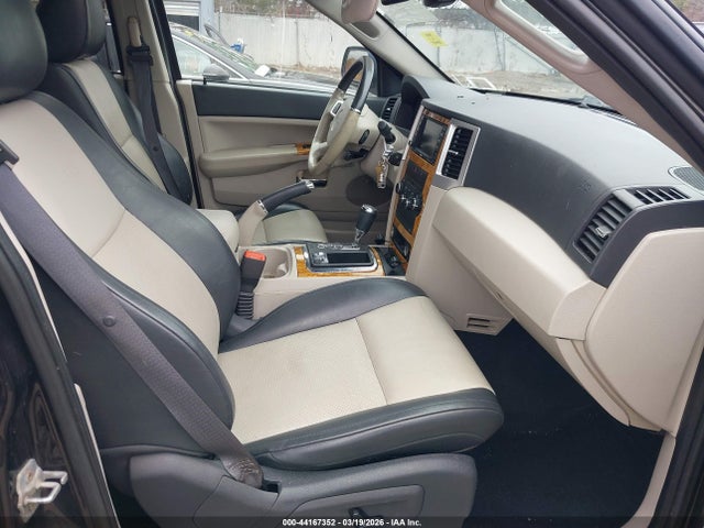 2008 JEEP GRAND CHEROKEE 1J8HR58NX8C202403 Photo 4
