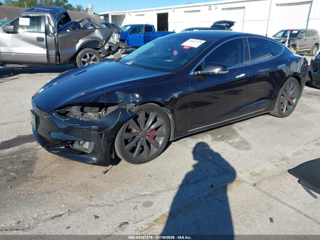 2016 TESLA MODEL S 5YJSA1E46GF168194 Photo 1