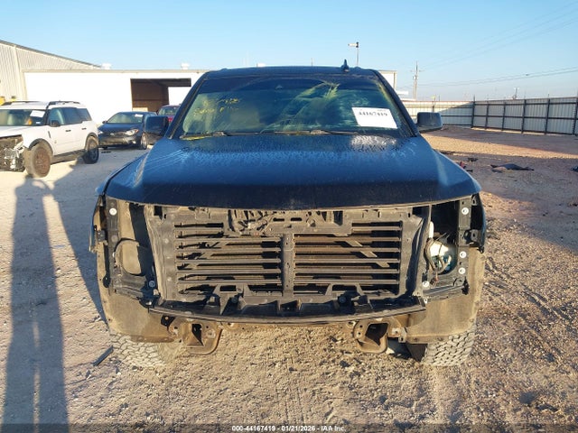 Продаж на аукціоні авто 2018 Chevrolet Suburban Lt, vin: 1GNSKHKC4JR137648, номер лоту: 44167419